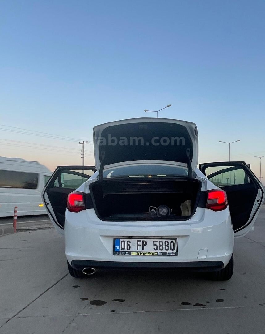 Sahibinden Opel Astra 1.4 T Business 2015 Model Diyarbakır 159.000 km Beyaz 2