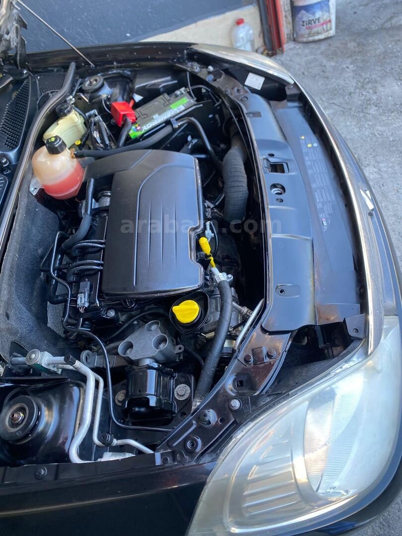 Galeriden Renault Symbol 1.2 Expression 2009 Model Balıkesir 127.000 km Siyah 7