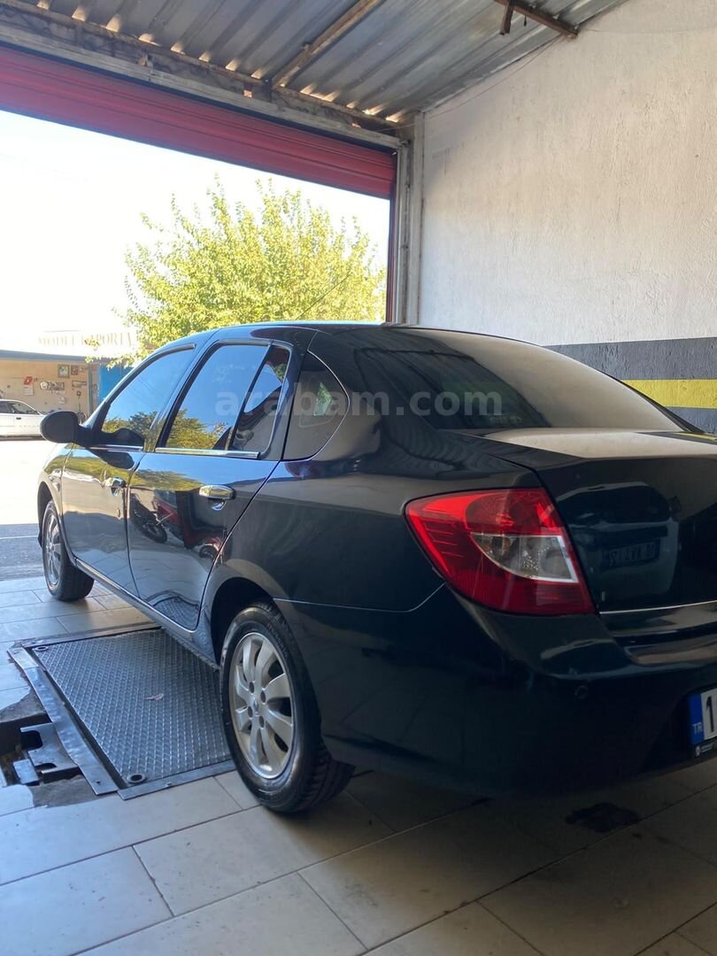 Galeriden Renault Symbol 1.2 Expression 2009 Model Balıkesir 127.000 km Siyah 5