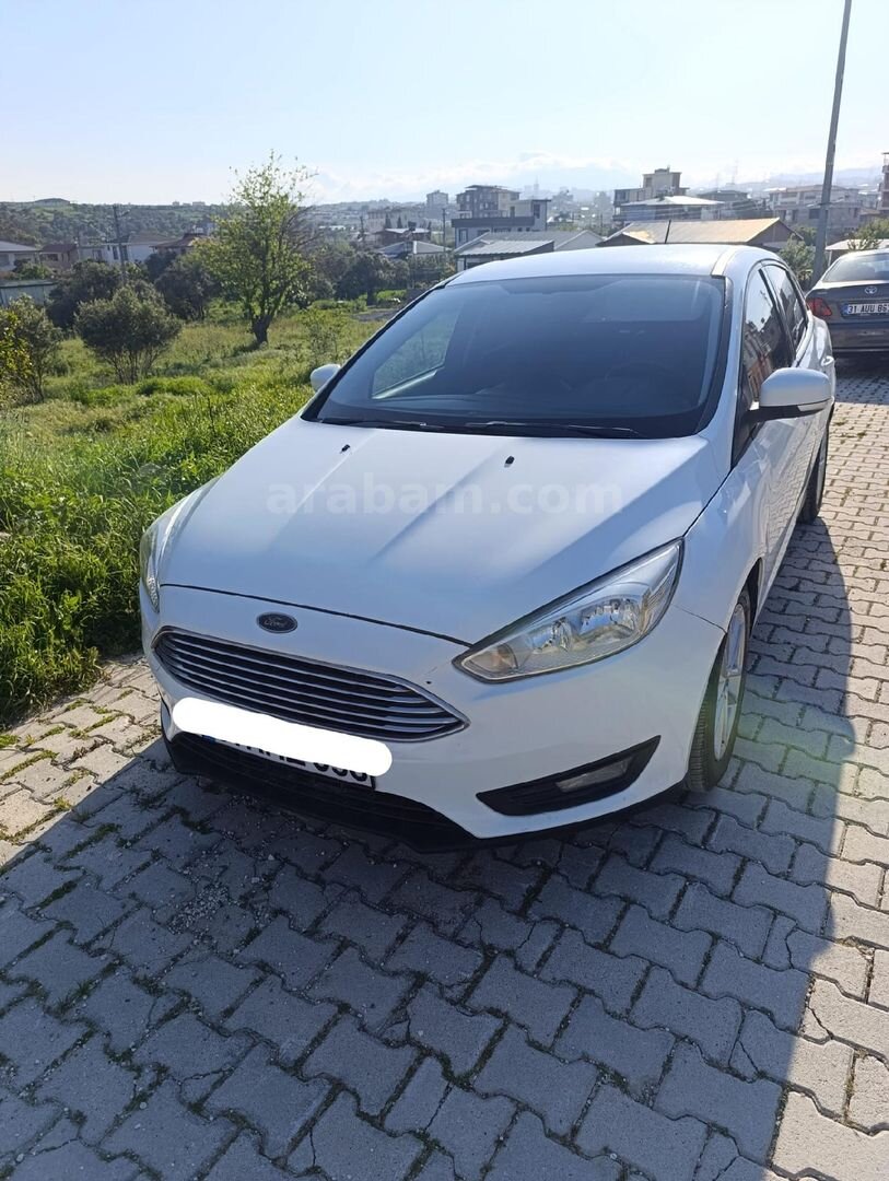 Sahibinden Ford Focus 1.5 TDCi Trend X 2017 Model Hatay 146.000 km Beyaz 4