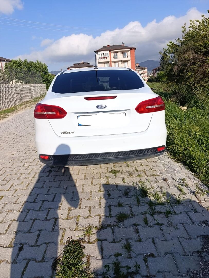 Sahibinden Ford Focus 1.5 TDCi Trend X 2017 Model Hatay 146.000 km Beyaz 2