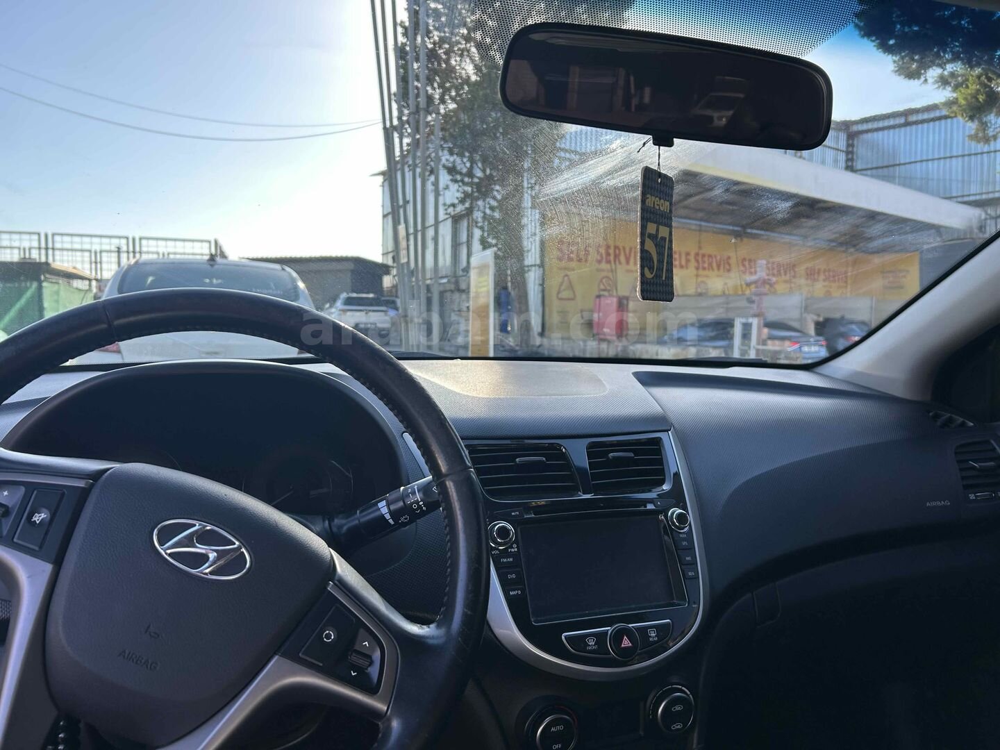 Sahibinden Hyundai Accent Blue 1.6 CRDI Mode Plus 2018 Model Kocaeli 217.000 km Beyaz 2