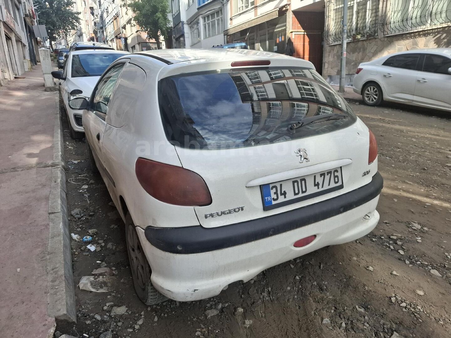 Sahibinden Peugeot 206 Van 1.4 HDI 2005 Model 238.000 km Beyaz 4