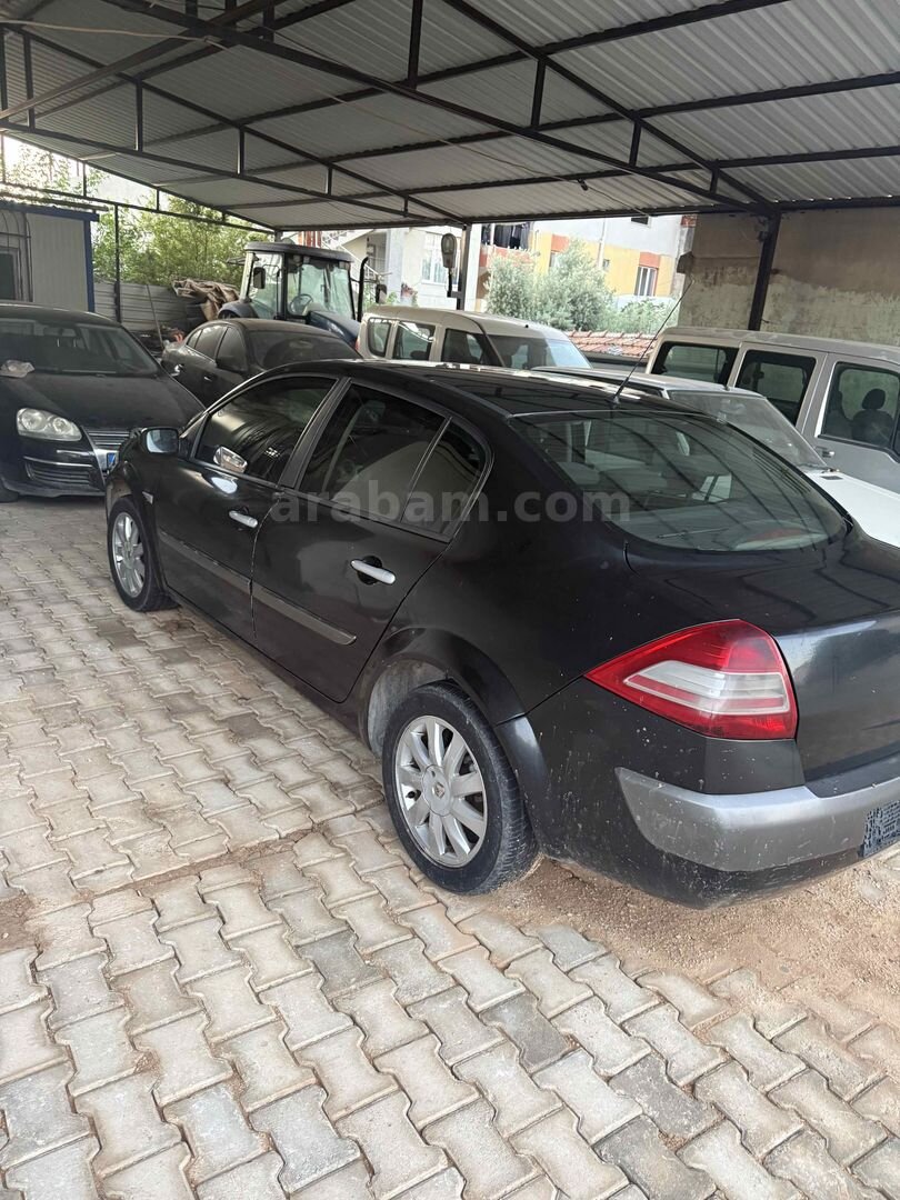 Galeriden Renault Megane 1.5 dCi Exception 2009 Model Hatay 438.888 km Siyah 5