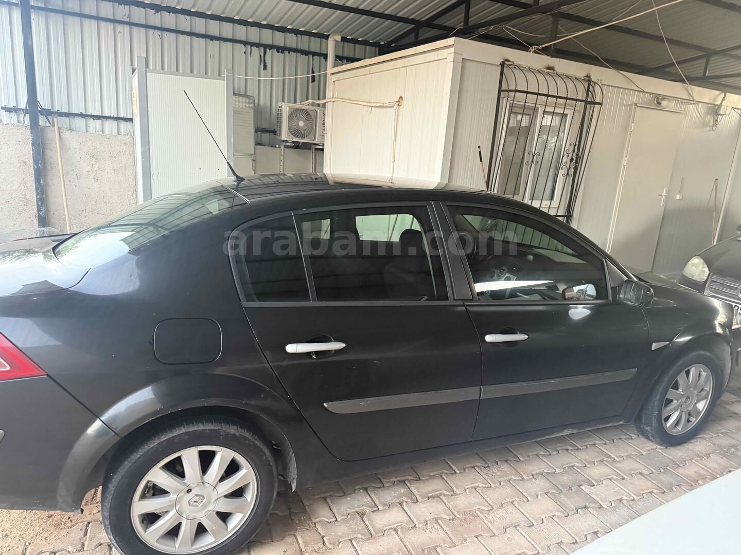 Galeriden Renault Megane 1.5 dCi Exception 2009 Model Hatay 438.888 km Siyah 7