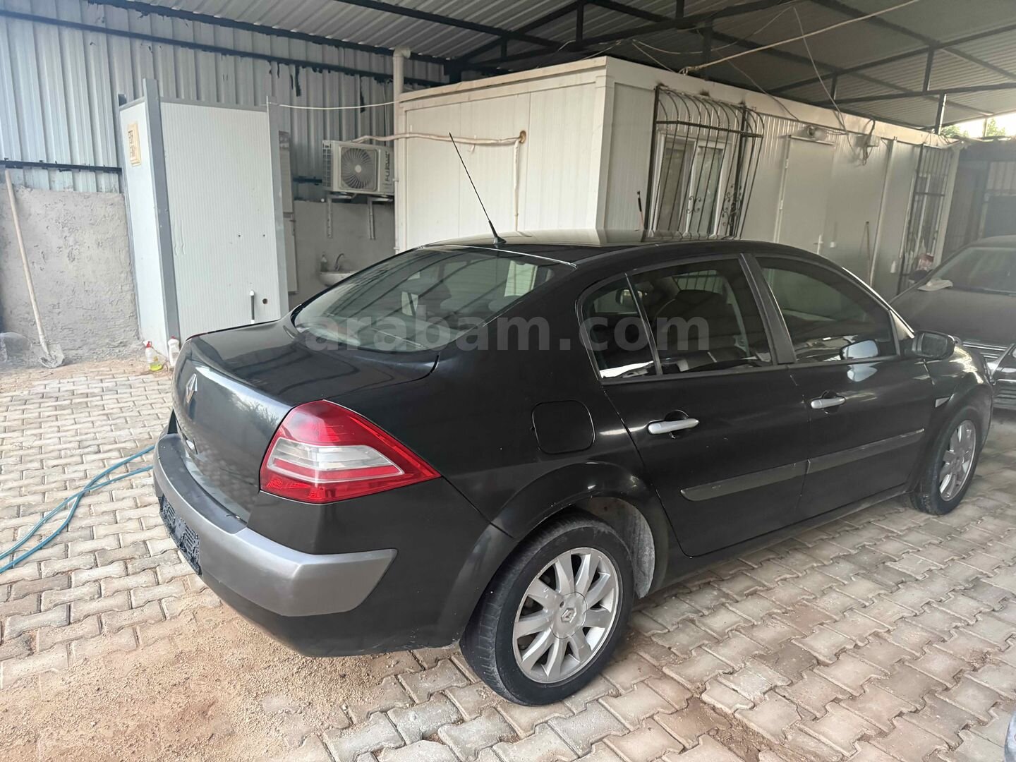 Galeriden Renault Megane 1.5 dCi Exception 2009 Model Hatay 438.888 km Siyah 2