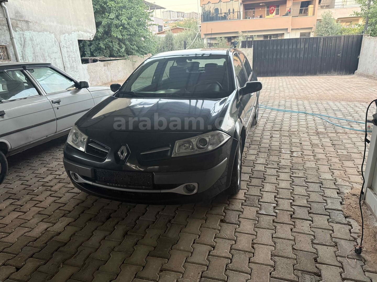 Galeriden Renault Megane 1.5 dCi Exception 2009 Model Hatay 438.888 km Siyah 1