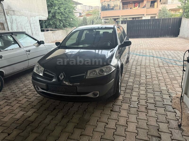 Galeriden Renault Megane 1.5 dCi Exception 2009 Model Hatay 438.888 km Siyah