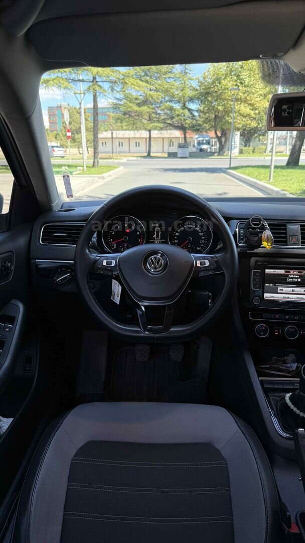 Sahibinden Volkswagen Jetta 1.4 TSi Highline 2014 Model Tekirdağ 94.000 km Beyaz 7