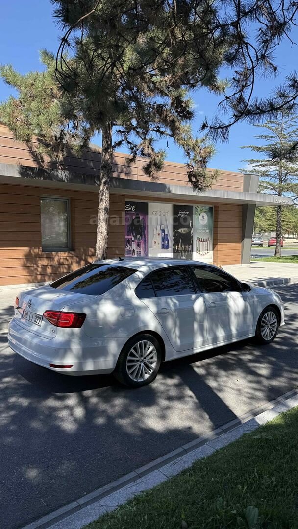 Sahibinden Volkswagen Jetta 1.4 TSi Highline 2014 Model Tekirdağ 94.000 km Beyaz 6