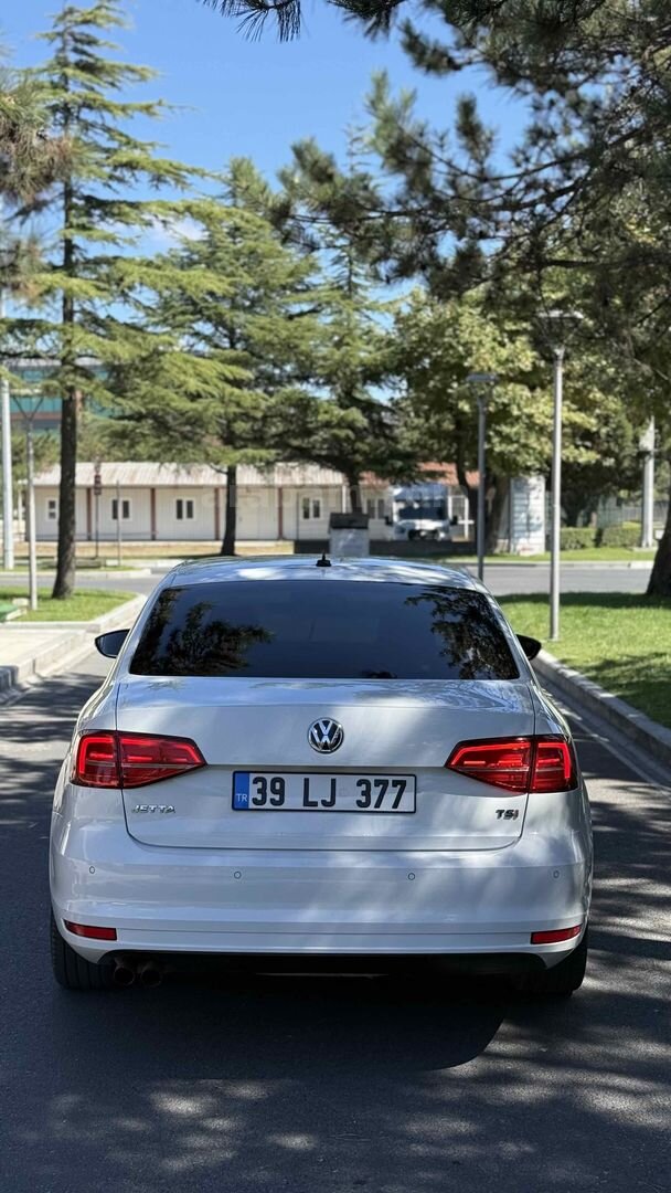 Sahibinden Volkswagen Jetta 1.4 TSi Highline 2014 Model Tekirdağ 94.000 km Beyaz 2