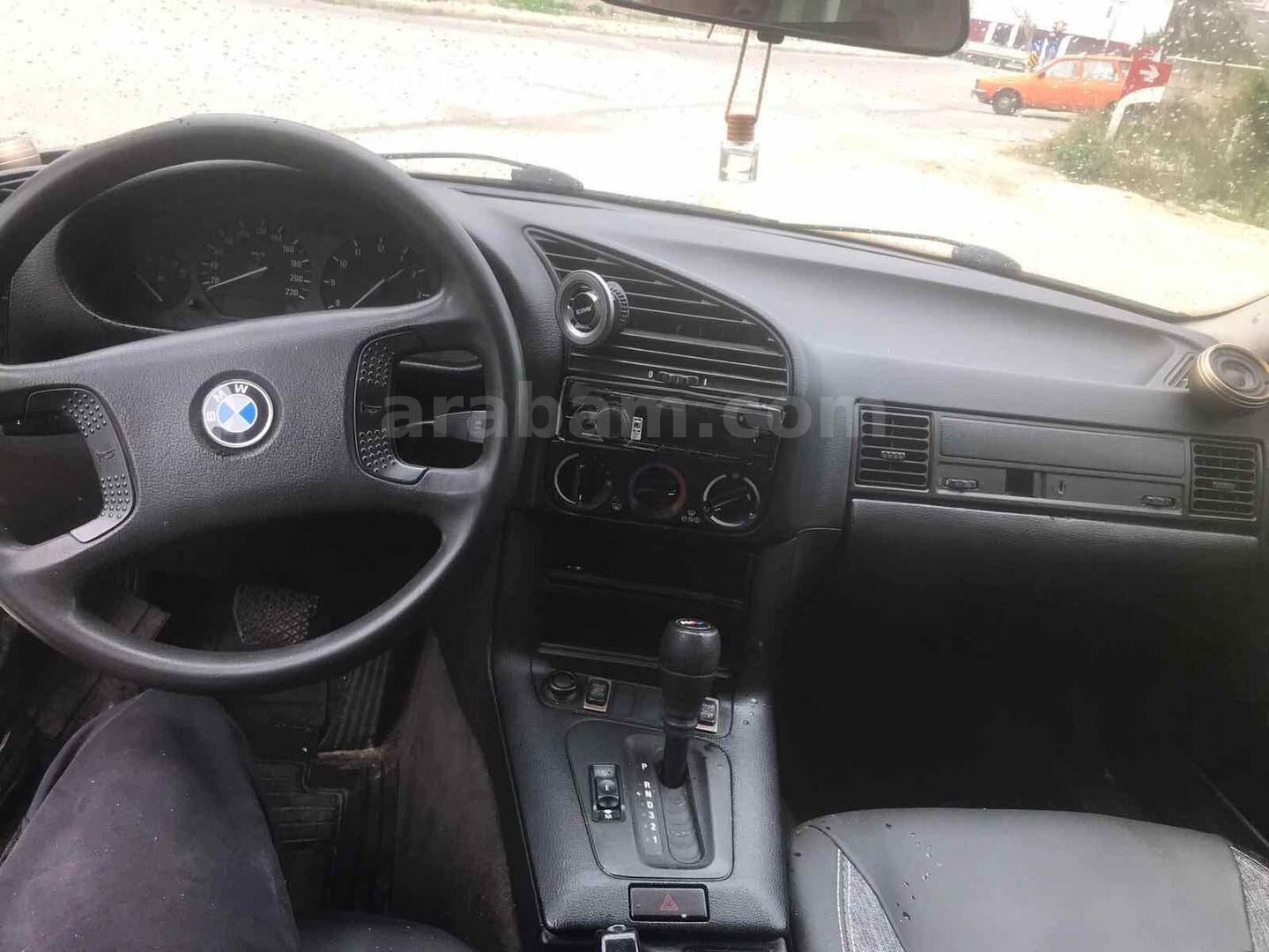Sahibinden BMW 3 Serisi 316i Standart 1992 Model Mersin 315.000 km Füme 2