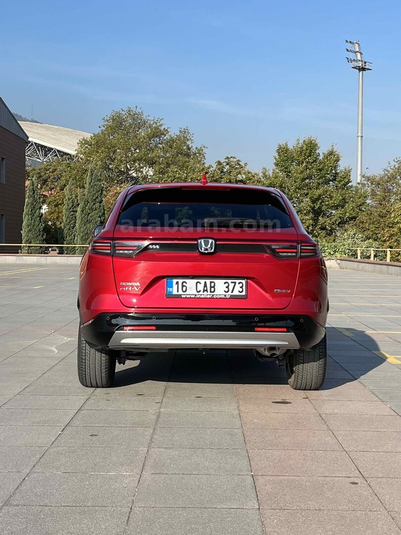 Sahibinden Honda HR-V 1.5 e-HEV Advance 2024 Model 22.000 km Kırmızı 4