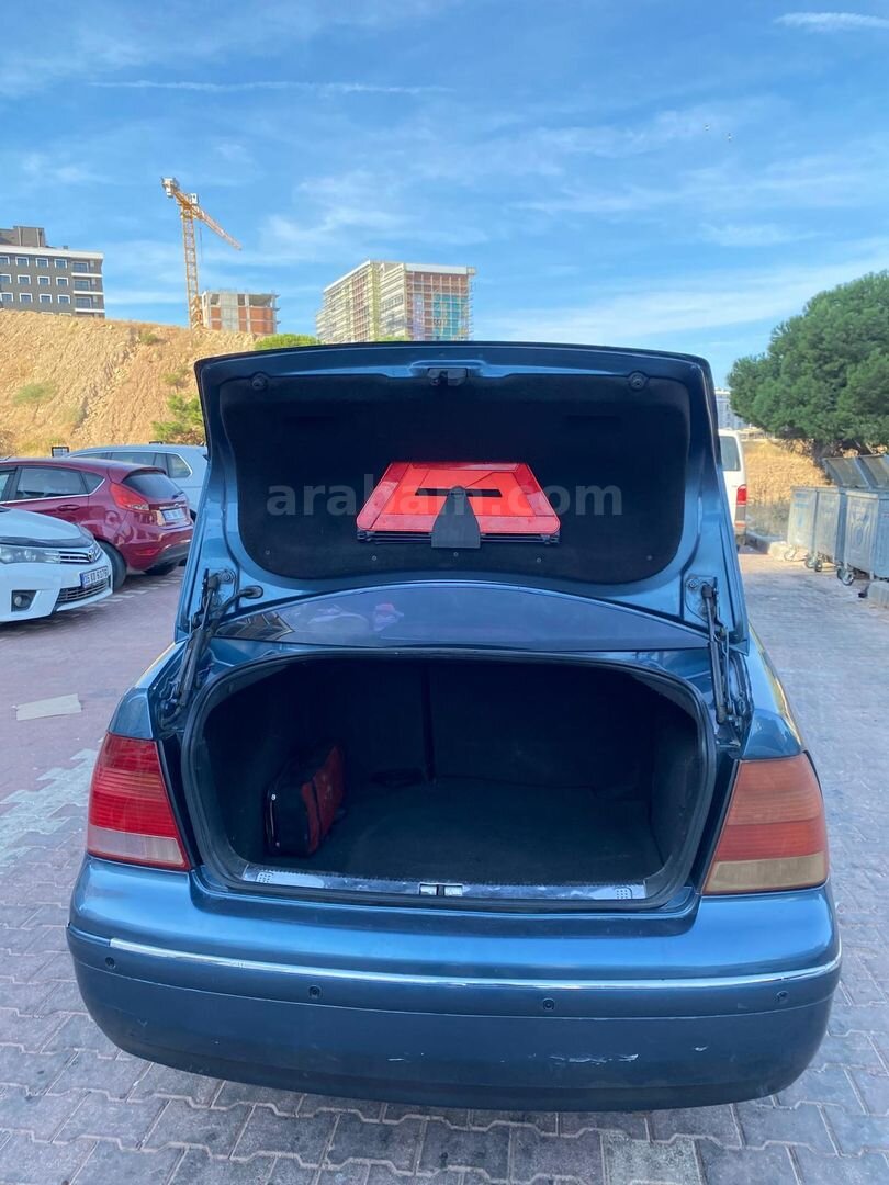 Sahibinden Volkswagen Bora 1.6 Pacific 2004 Model İzmir 393.000 km Mavi 7