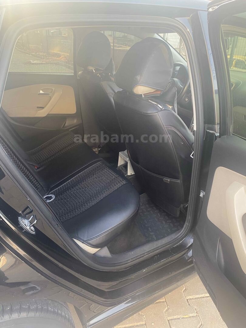 Sahibinden Volkswagen Polo 1.4 Comfortline 2013 Model Hatay 259.000 km Siyah 3