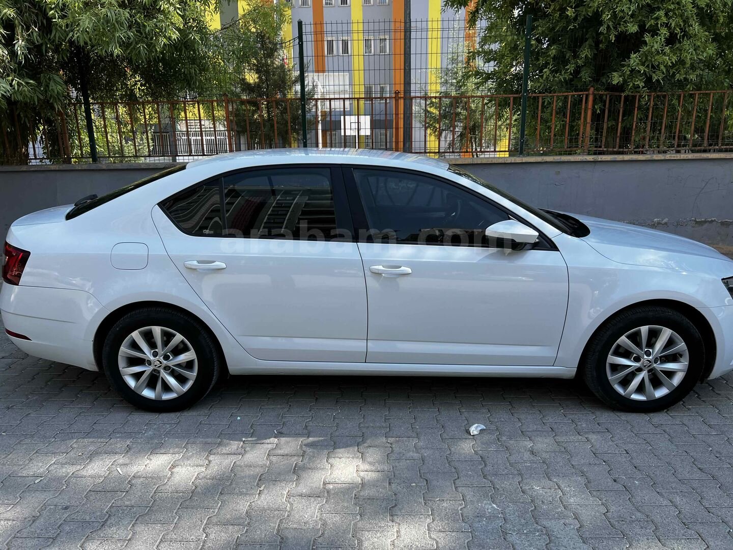 Sahibinden Skoda Octavia 1.6 TDI Style 2019 Model Şanlıurfa 207.100 km Beyaz 5