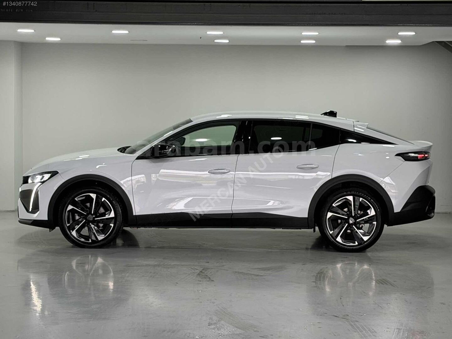 2026 PEUGEOT 408 1.2HYBRİD ALLURE KREDİ KARTINA 12 TAKSİT 4
