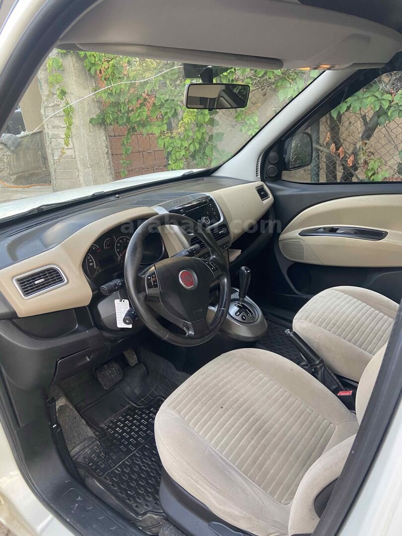 Sahibinden Fiat Doblo Combi 1.6 Multijet Premio 2013 Model 216.000 km Beyaz 5