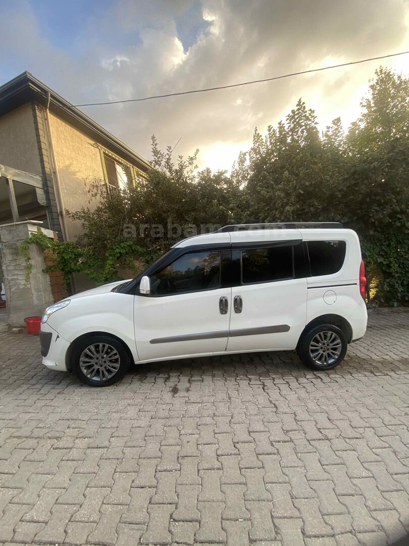 Sahibinden Fiat Doblo Combi 1.6 Multijet Premio 2013 Model 216.000 km Beyaz 3