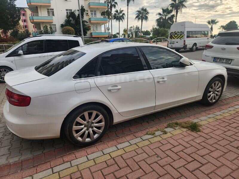 Sahibinden Audi A4 Sedan 2.0 TDI 2015 Model 339.100 km Beyaz 2