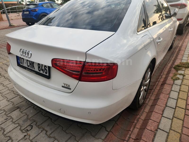 Sahibinden Audi A4 Sedan 2.0 TDI 2015 Model 339.100 km Beyaz 3