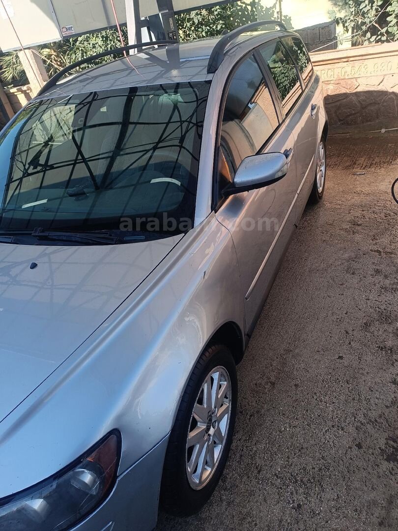 Sahibinden Volvo V50 1.6 2006 Model Şanlıurfa 443.000 km Gri 4