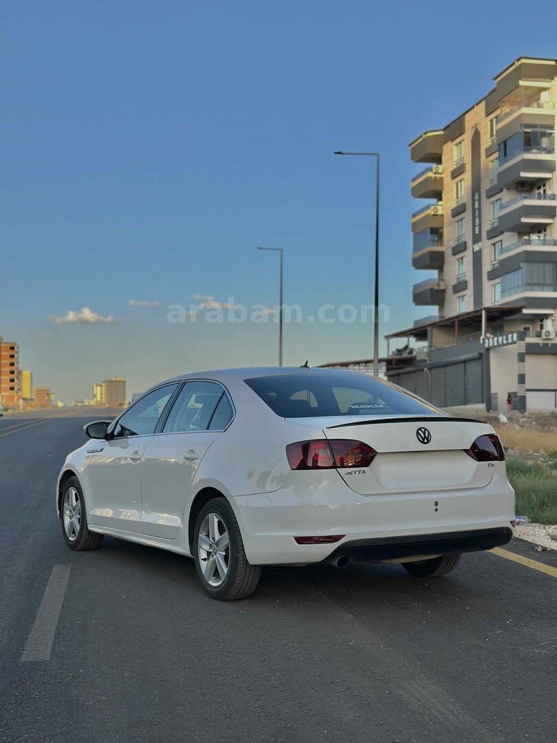 Sahibinden Volkswagen Jetta 1.6 TDi Trendline 2012 Model Şanlıurfa 260.000 km Beyaz 2