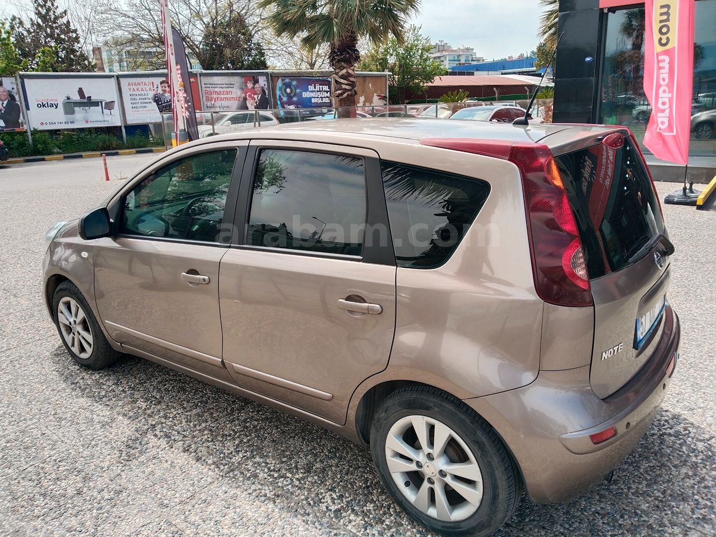 Sahibinden Nissan Note 1.5 dCi Tekna 2011 Model İzmir 236.000 km Kahverengi 4