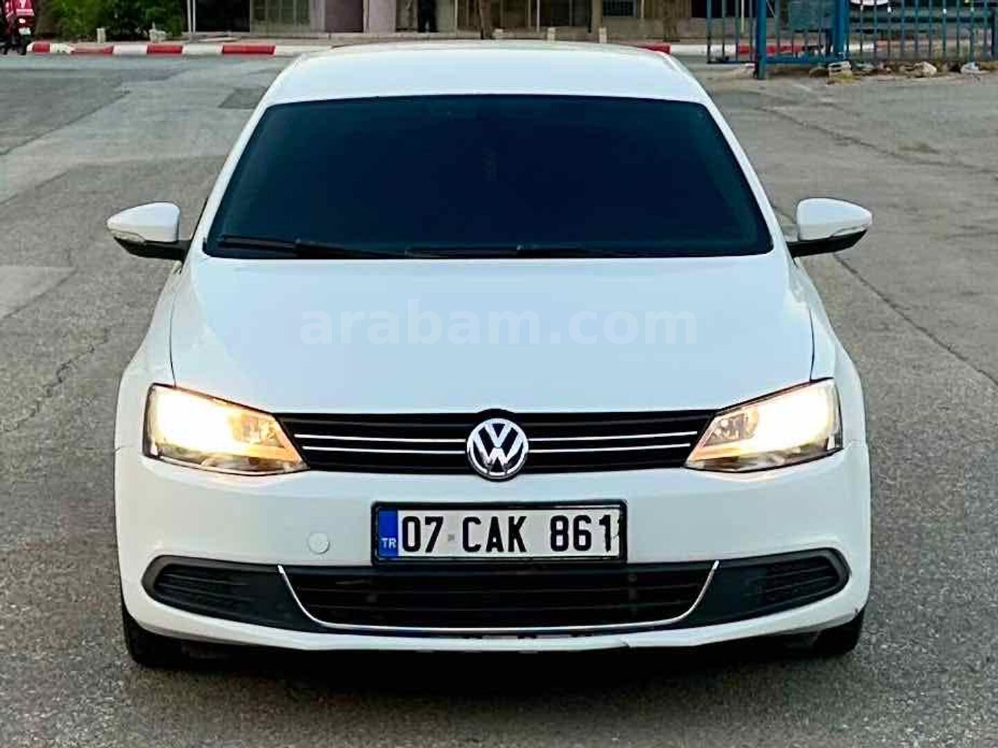 Sahibinden Volkswagen Jetta 1.2 TSi Comfortline 2012 Model Antalya 350.000 km Beyaz 5