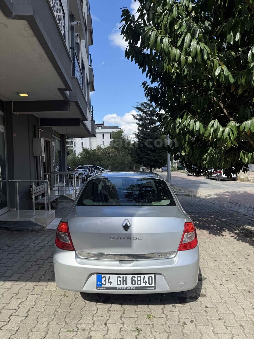 Galeriden Renault Symbol 1.5 dCi Authentique 2011 Model İstanbul 192.000 km Gri (Gümüş) 4