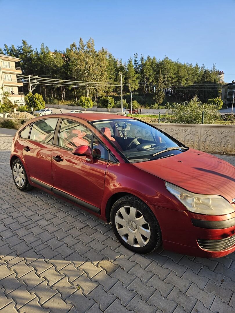 Sahibinden Citroen C4 1.4 SX 2005 Model Antalya 220.000 km Kırmızı 3