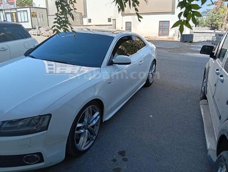 Sahibinden Audi A5 Coupe 2.0 TFSI Quattro 2010 Model