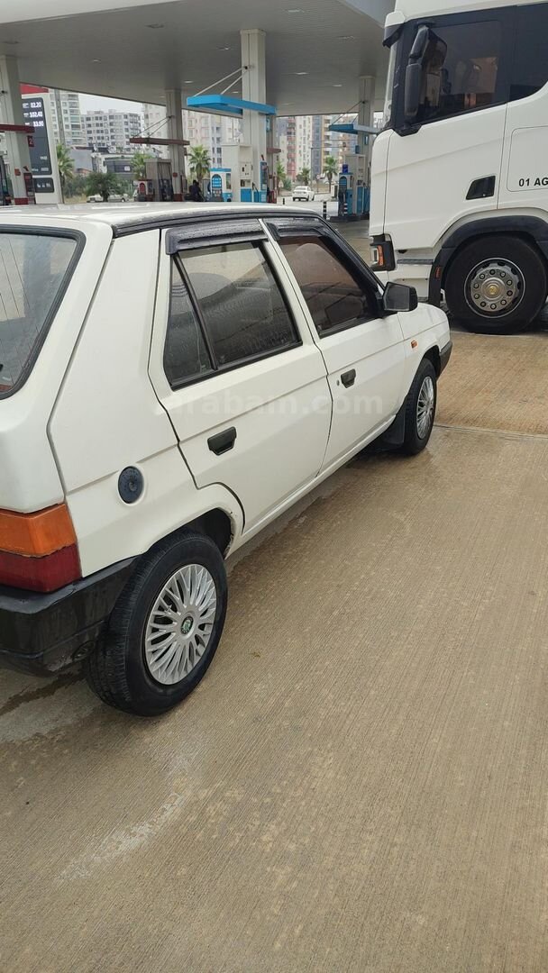 Sahibinden Skoda Favorit 135 LX 1994 Model Adana 178.000 km Beyaz 5