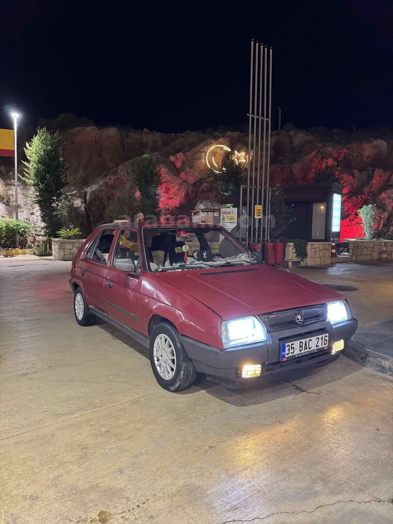 Sahibinden Skoda Favorit 135 L 1992 Model İzmir 12.345 km Kırmızı 1