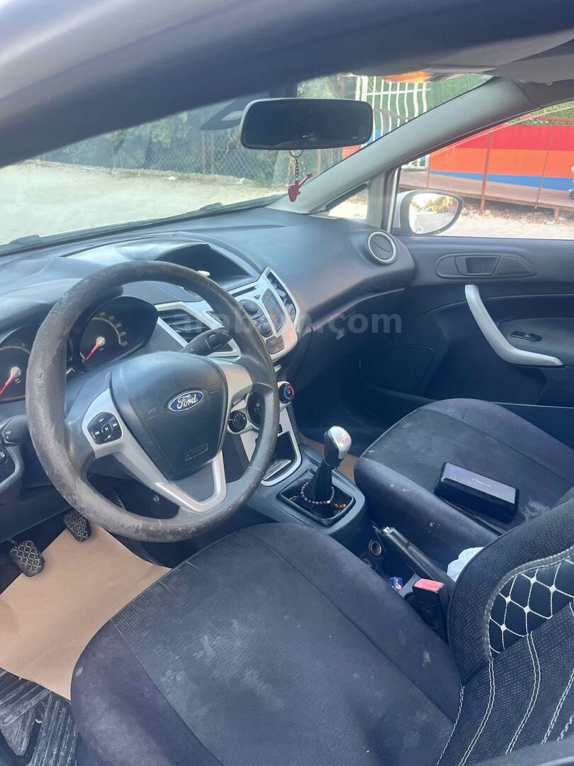 Sahibinden Ford Fiesta 1.4 TDCi Trend 2012 Model Hatay 232.000 km Beyaz 6