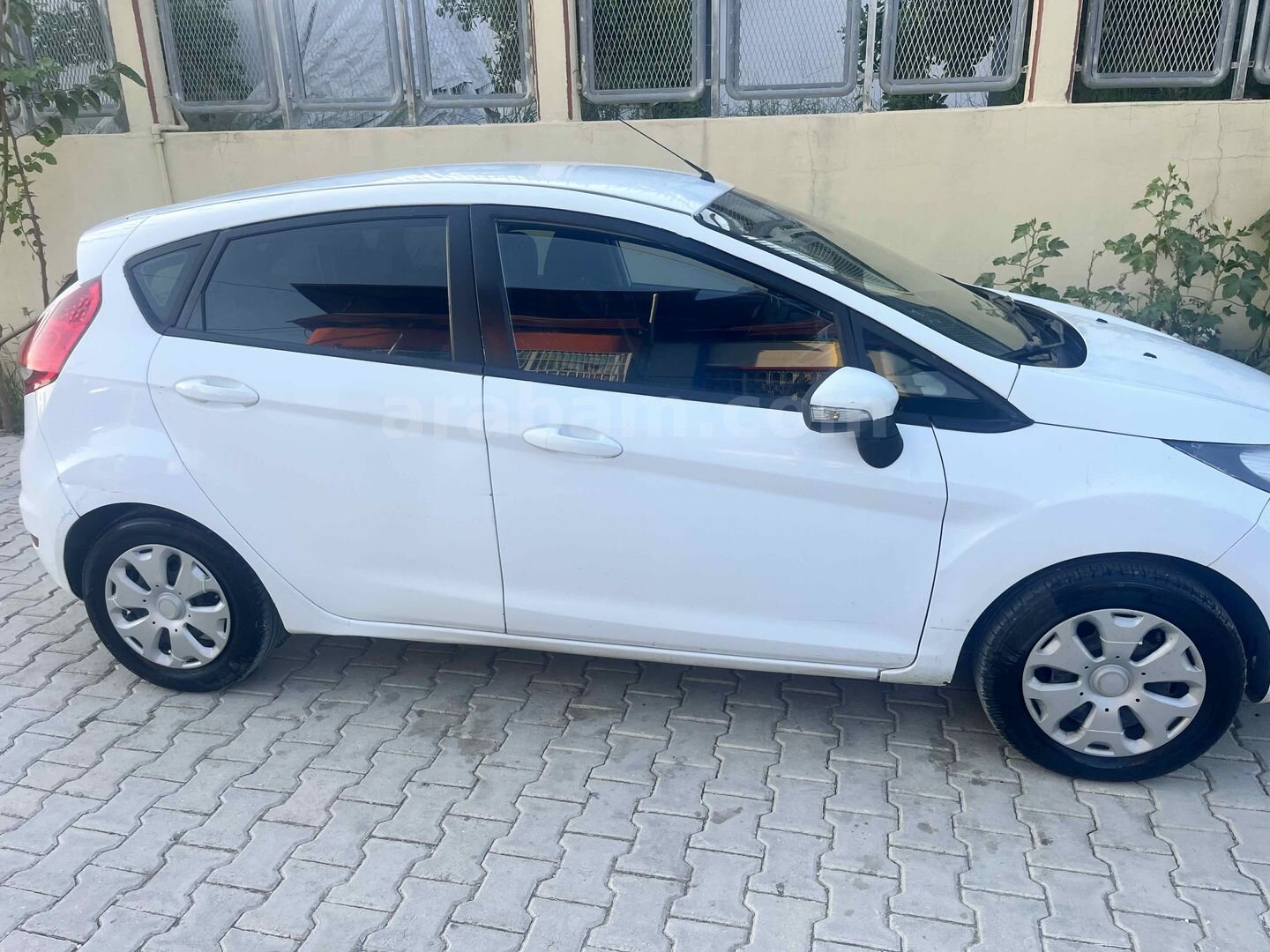 Sahibinden Ford Fiesta 1.4 TDCi Trend 2012 Model Hatay 232.000 km Beyaz 3