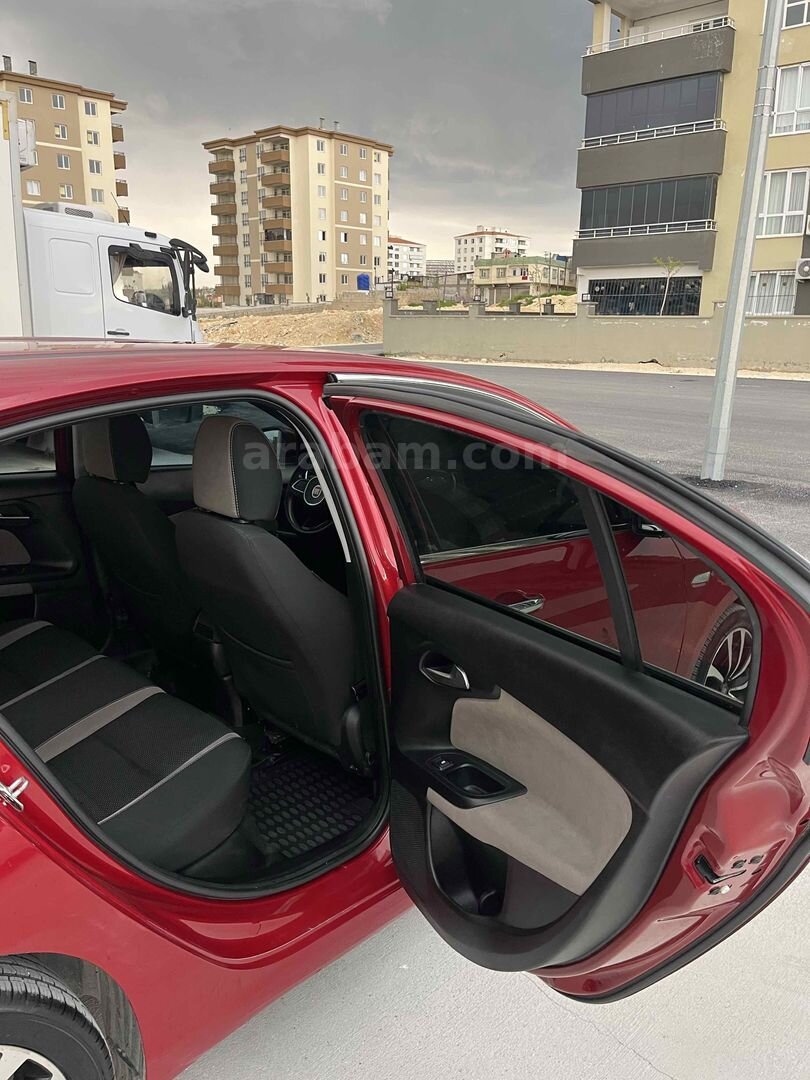 Sahibinden Fiat Egea 1.6 Multijet Lounge Plus 2016 Model Gaziantep 193.000 km Kırmızı 3