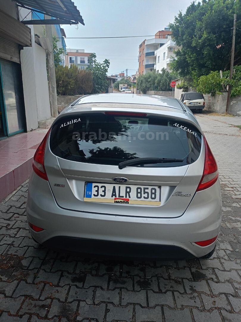 Sahibinden Ford Fiesta 1.4 TDCi Trend 2011 Model Mersin 298.000 km Gri 6