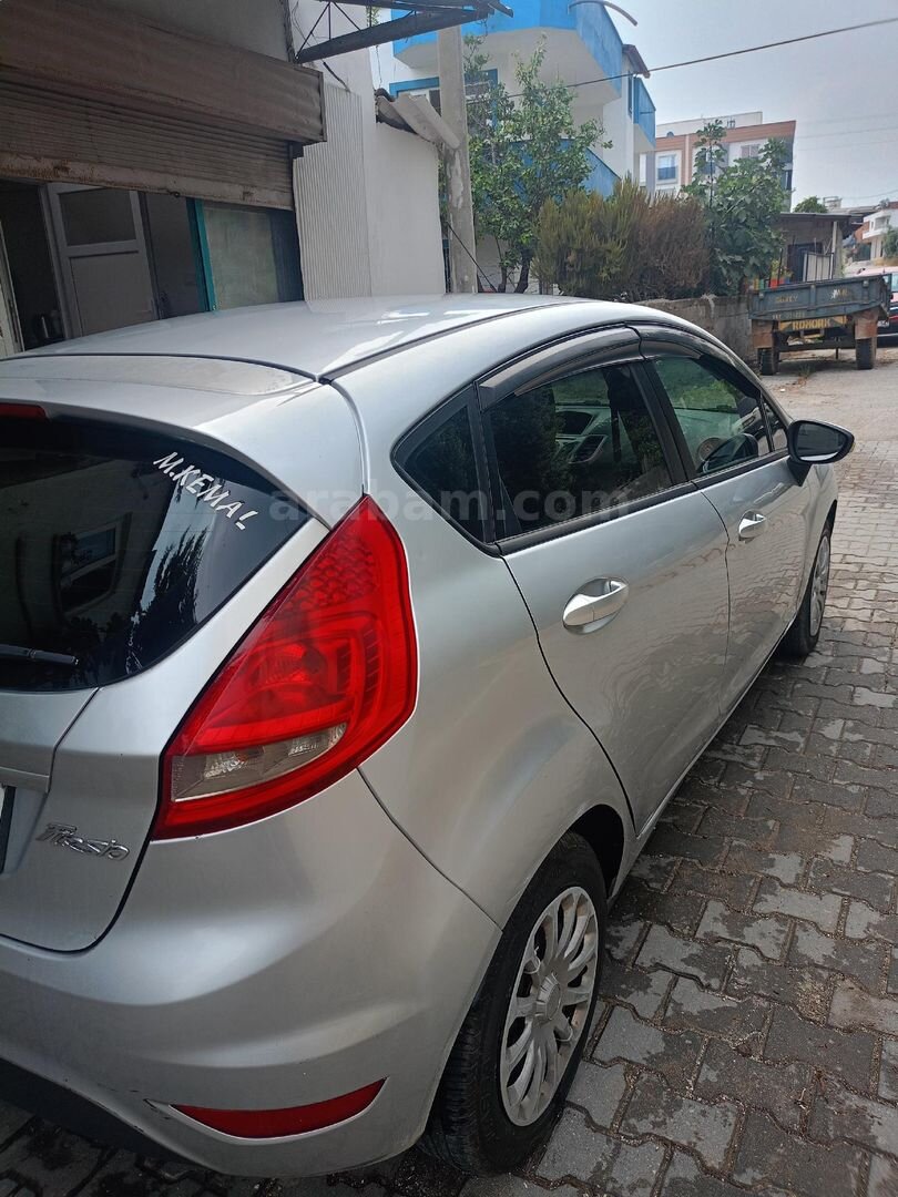 Sahibinden Ford Fiesta 1.4 TDCi Trend 2011 Model Mersin 298.000 km Gri 5