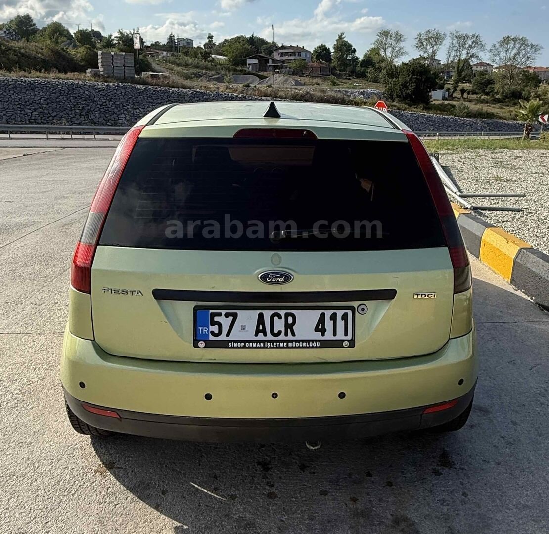 Sahibinden Ford Fiesta 1.4 TDCi Comfort 2005 Model Sinop 300.000 km Yeşil 3