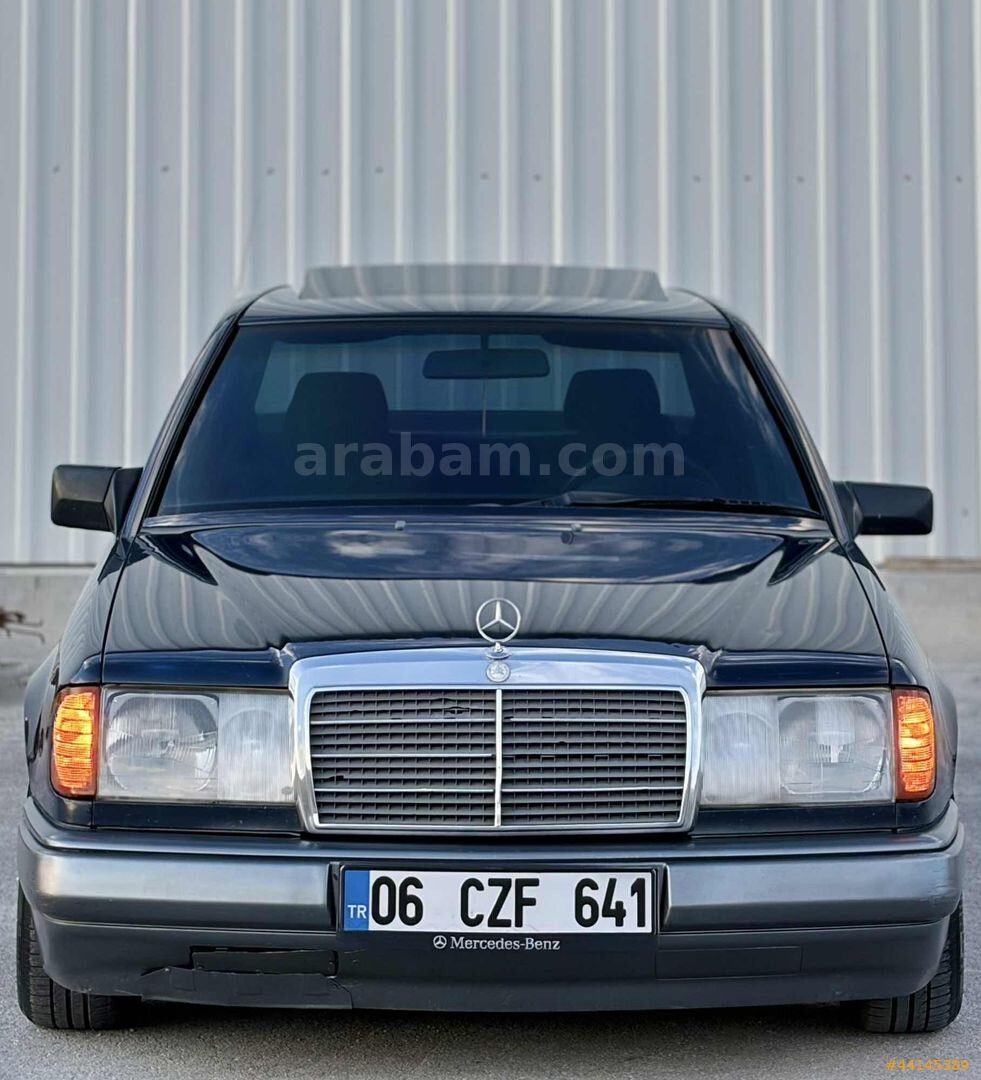 Galeriden Mercedes - Benz 200 E 1987 Model Ankara 520.000 km Mavi 1