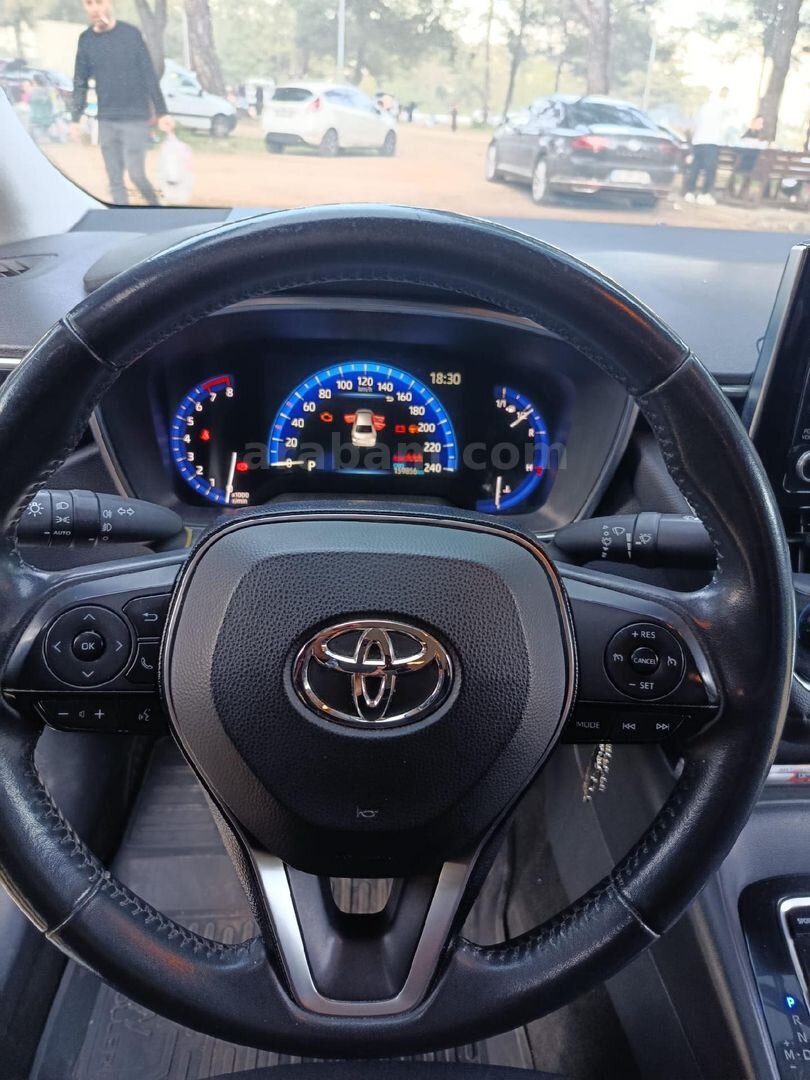 Sahibinden Toyota Corolla 1.5 Dream 2021 Model Antalya 163.000 km Beyaz 4