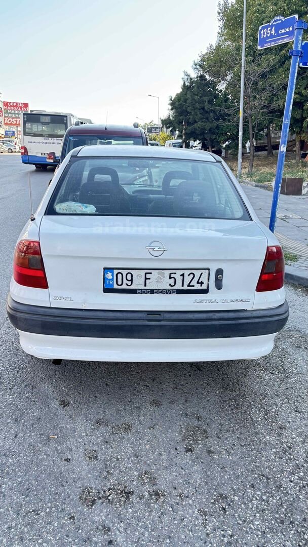 Sahibinden Opel Astra 1.6 2001 Model Ankara 303.000 km Beyaz 4
