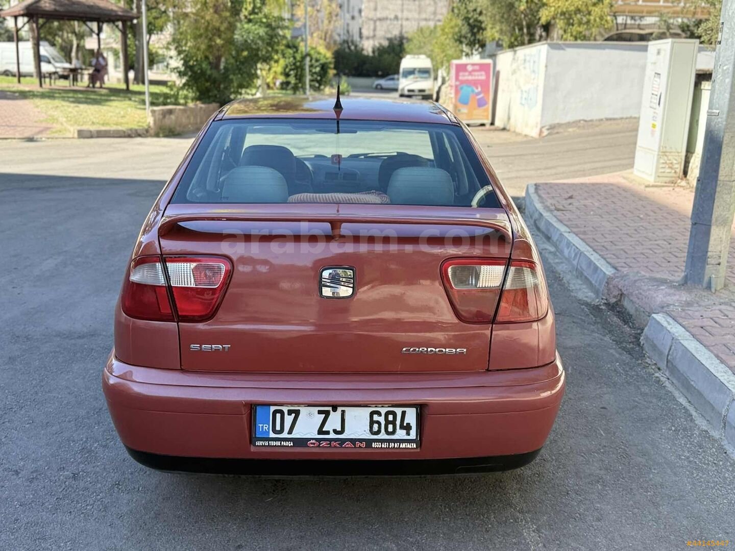 Galeriden Seat Cordoba 1.6 Sport 2000 Model Antalya 290.000 km Turuncu 4