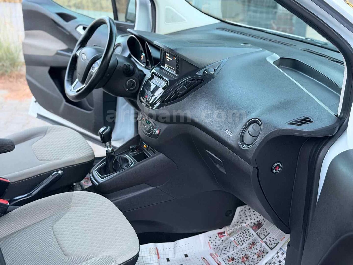 Galeriden Ford Tourneo Courier 1.5 TDCi Titanium Plus 2021 Model Mersin 7