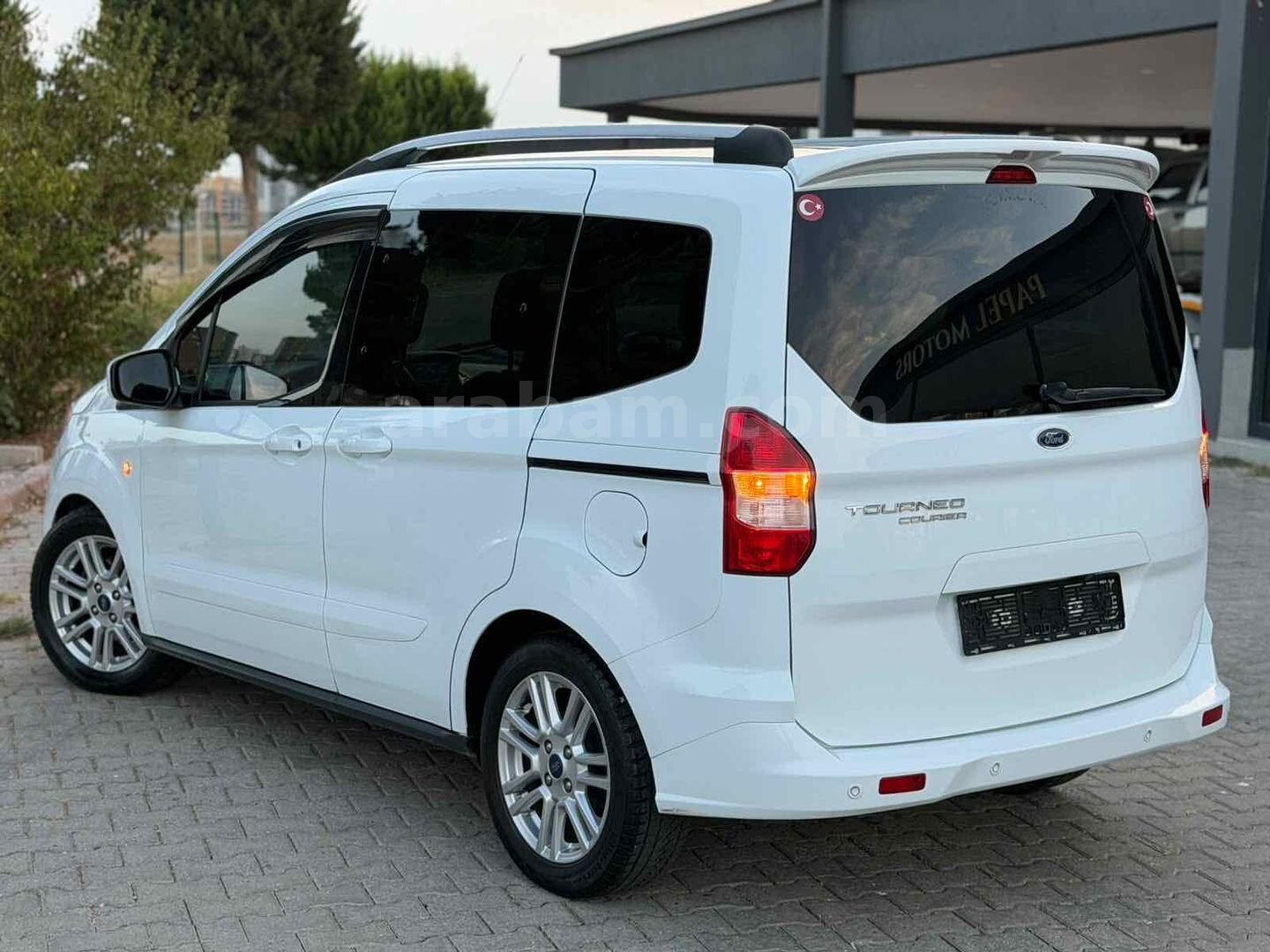 Galeriden Ford Tourneo Courier 1.5 TDCi Titanium Plus 2021 Model Mersin 5