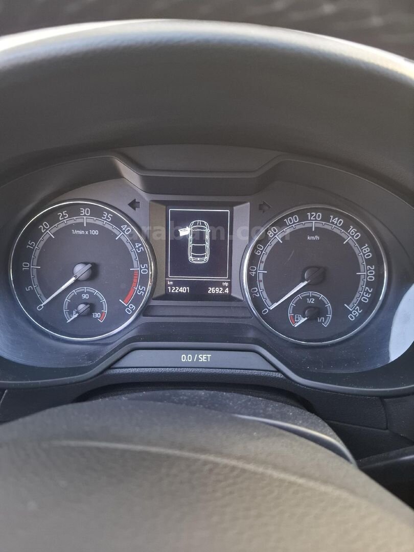 Sahibinden Skoda Octavia 1.6 TDI Optimal 2019 Model Diyarbakır 122.000 km Beyaz 2