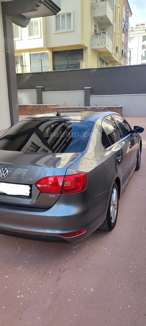 Sahibinden Volkswagen Jetta 1.6 TDi Comfortline 2012 Model Gaziantep 191.000 km Gri (titanyum) 5