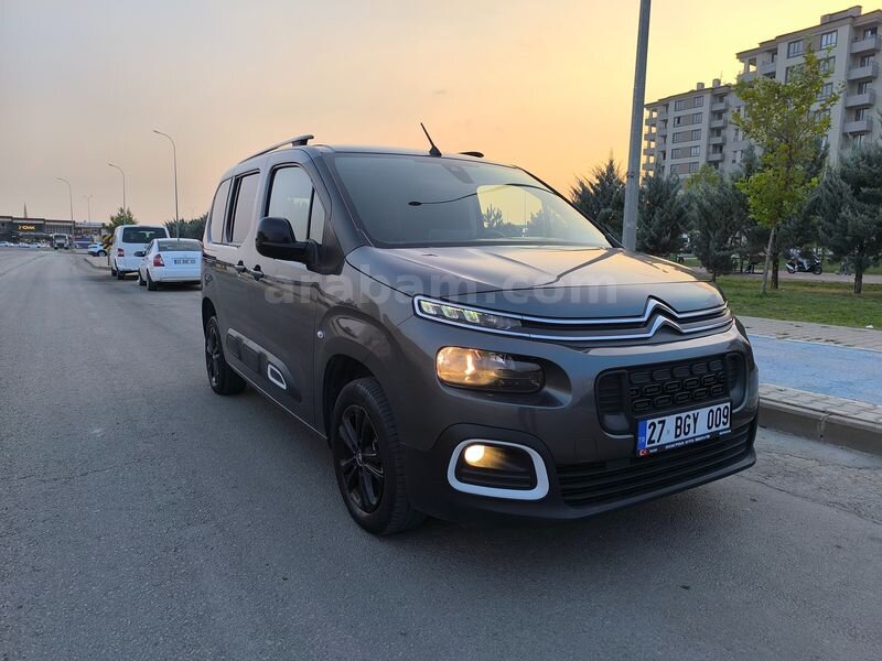 Sahibinden Citroen Berlingo 1.5 BlueHDI Feel Stil 2022 Model