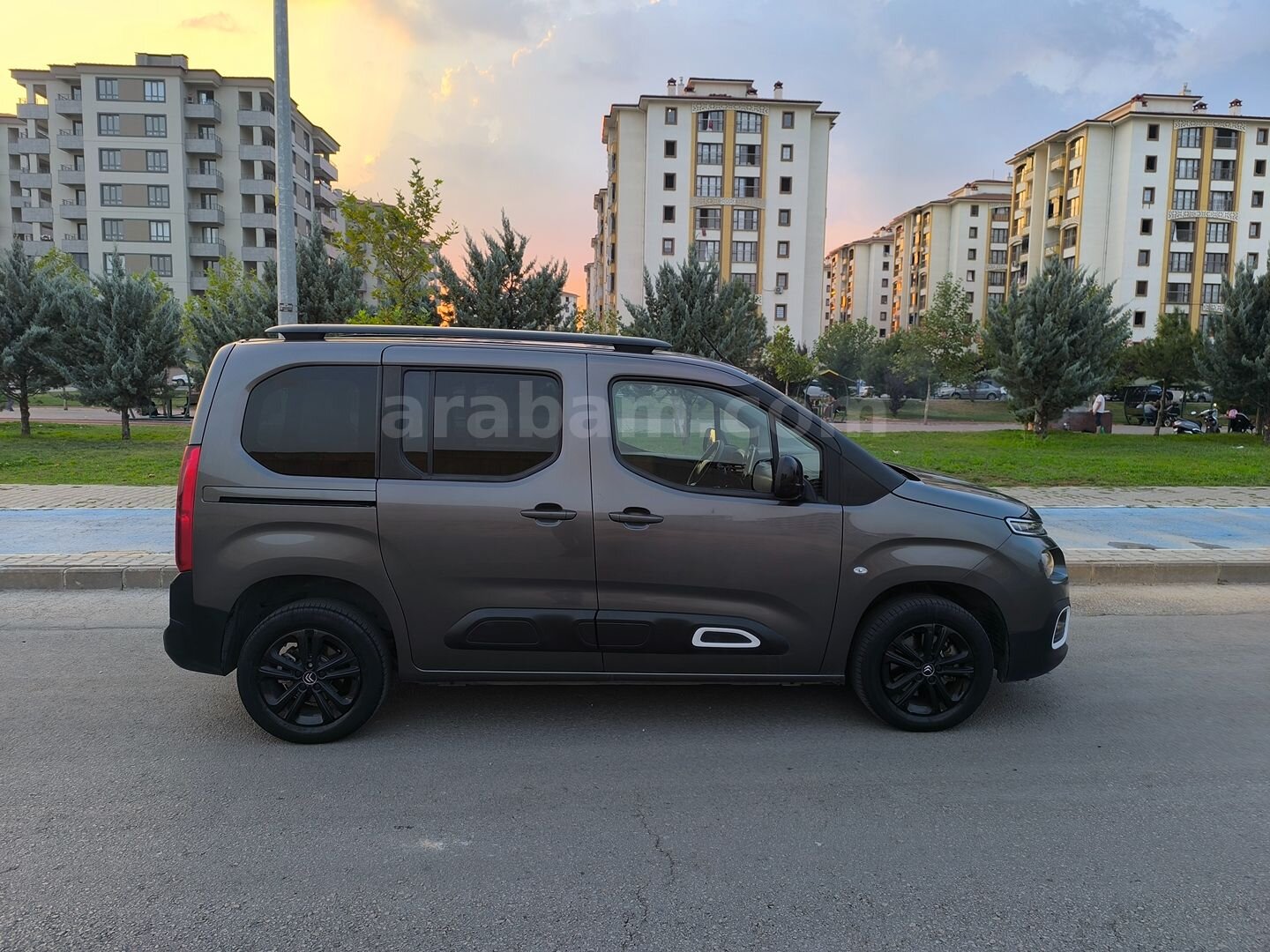 Sahibinden Citroen Berlingo 1.5 BlueHDI Feel Stil 2022 Model 4